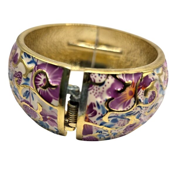 Vtg Gold-Tone Hinged Bangle Bracelet Purple Floral Enamel fairycore feminine - Picture 2 of 6